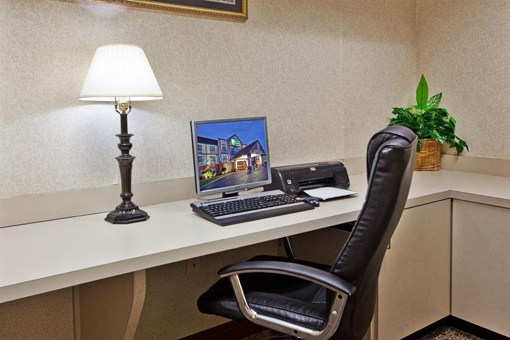 Savannah Gateway Hotel & Suites Georgetown المرافق الصورة